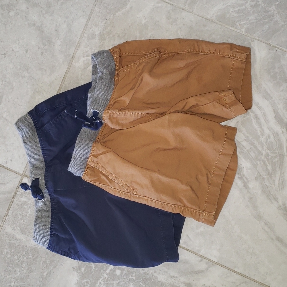 Carter's 24mos shorts